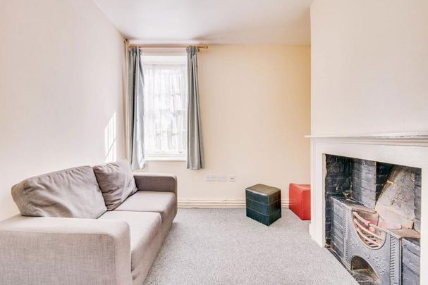 4 bedroom house to rent - Photo 1