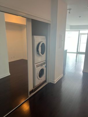 For Lease - 12 York Street Unit# 1203, Toronto, Ontario - Photo 1