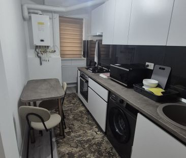 Apartament de inchiriat o camera Frumoasa - Fotografie 5