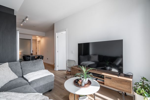 For Lease - 1 Jarvis Street Unit# 1504, Hamilton, Ontario - Photo 1