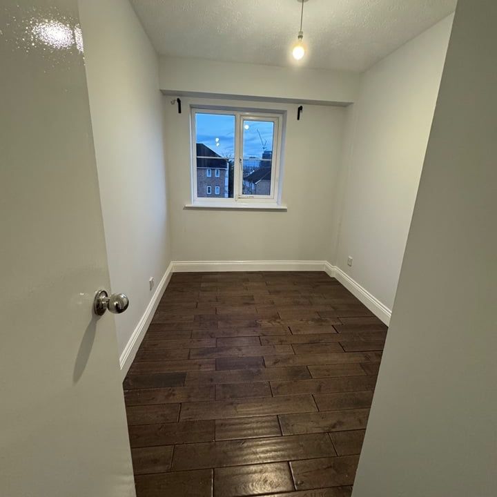 2 Bed Flat, Vicars Bridge Close, HA0 - Photo 1