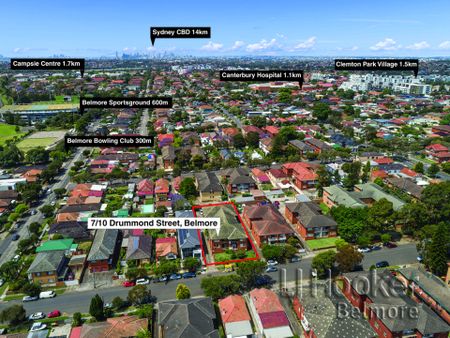 Modern 2 Bedroom Unit with Lockup Garage! - Photo 4