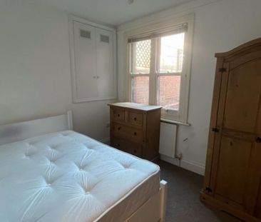 110 Monks Road, Lincoln - Photo 3