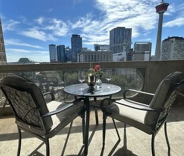 Stunning City View Condo | 221 6 Ave SE, Calgary - Photo 1