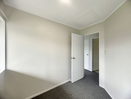 Cozy 3-Bedroom Family Home - Photo 5