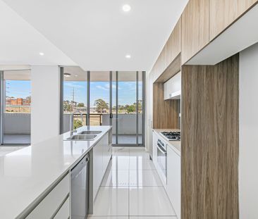 Modern 2 bed Apartment with 2 car spaces! - Photo 3