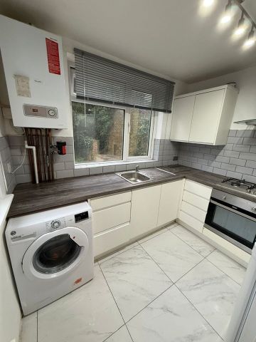 2 Bed Flat, Clyde Road, CR0 - Photo 4