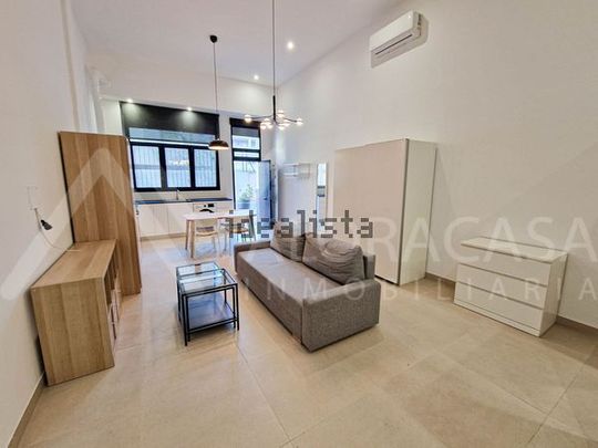 Alquiler de piso en La Princesa - Photo 1