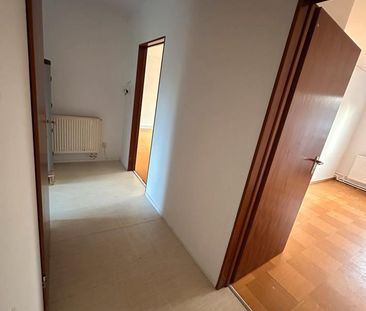 Wunderschöne 4-Zimmer-Wohnung mit großer Terrasse & Garten - Foto 1