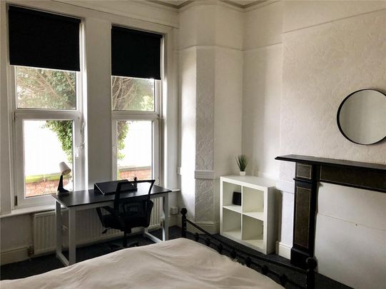 5 bedroom end of terrace house to rent - Photo 1