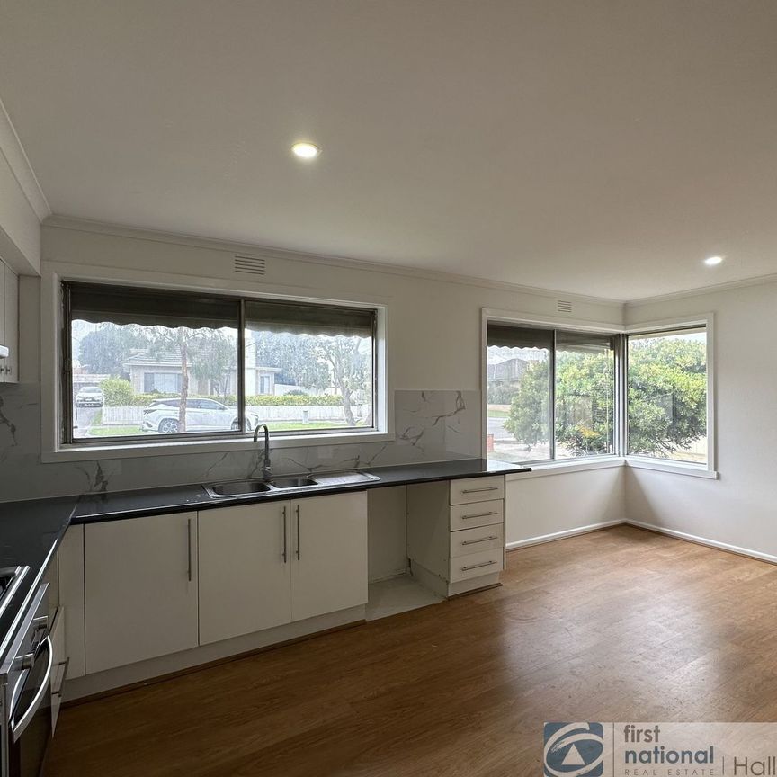 29 Woodlee Street, Dandenong - Photo 1