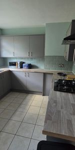 3 Bed Semi-Detached House, Manchester, M11 - Photo 3