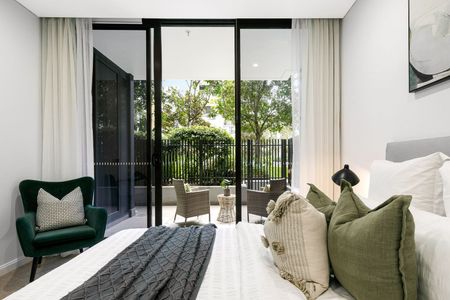 Modern Apartment with Stunning Views in the Heart of Eastgardens - Photo 2