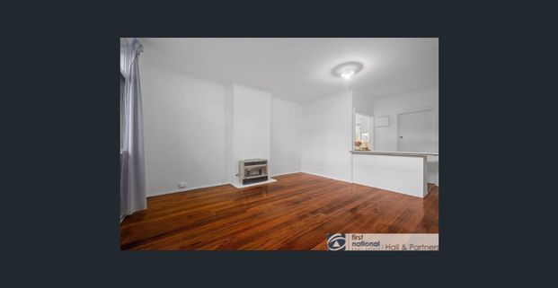 Quietly positioned! - Photo 1