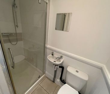 Room in a Shared House, High Road, NW10 - Photo 5