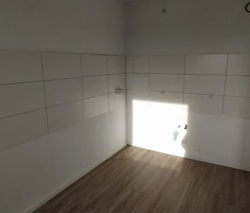 5.Etage mit Blick in(s) Grün(au) - 2 Raum mit Balkon - Photo 1