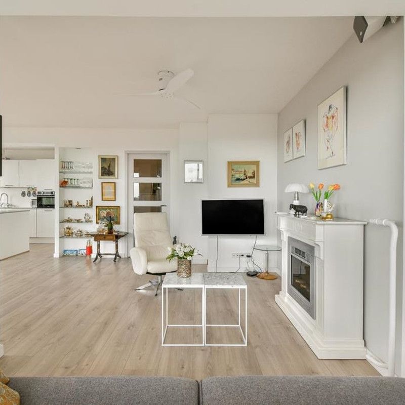 Meander 87 - Photo 1