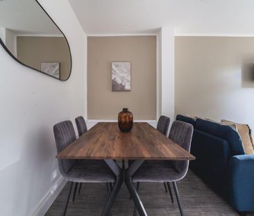 2 bedroom ground floor flat to rent - Photo 3