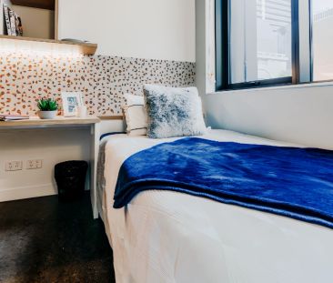 Ensuite Room in 6-Bed Apartment with Courtyard - Photo 4