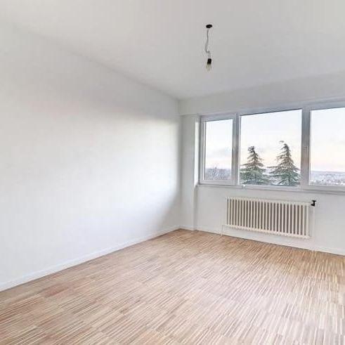 Appartement te huur - Photo 1
