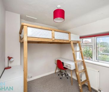 6 bedroom end of terrace house to rent - Photo 5