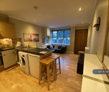 1 bedroom flat to rent - Photo 1