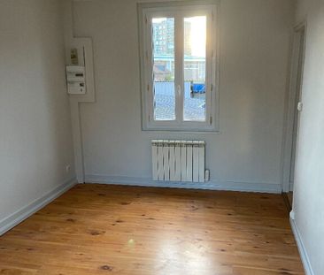 Location Appartement 4 pièces 78m² SOTTEVILLE LES ROUEN 76300 - Photo 2