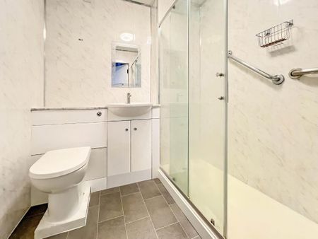 1 bedroom flat to rent - Photo 5