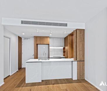 Luxury West End Apartment with River Views - Photo 6