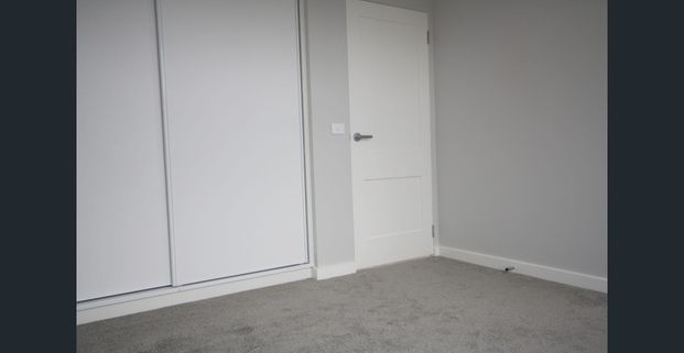 NEAR NEW 3 BEDROOM TOWNHOUSE IN HEART OF SPRINGVALE - Photo 1