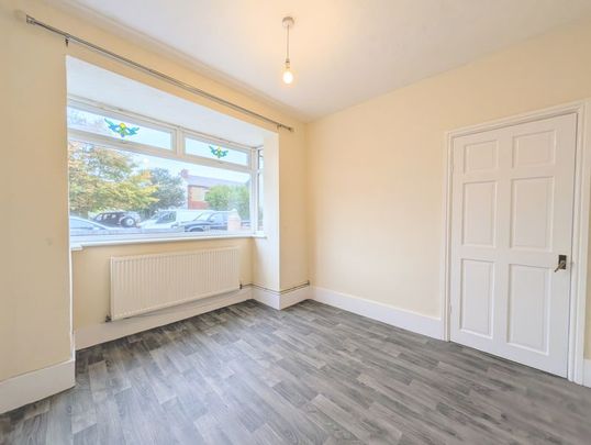 To Let – Stamford Road, Birkdale – Three Bedroom Semi - Photo 1