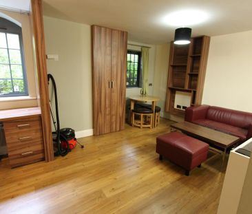 1 bedroom flat to rent - Photo 2