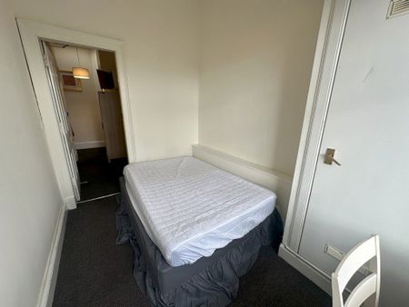 Lauriston Place – Room, Edinburgh - Photo 4