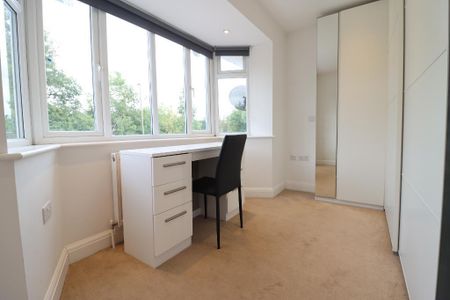 5 bedroom detached house to rent - Photo 3