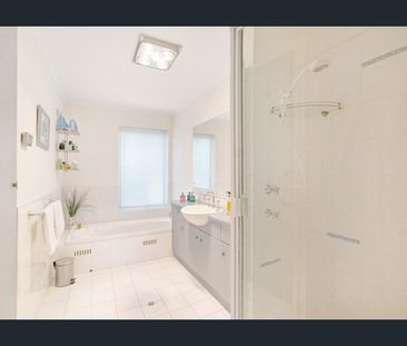 Townhouse with Absolute Beachfront - Photo 6