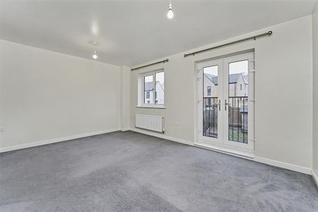 4 bedroom terraced house to rent - Photo 3