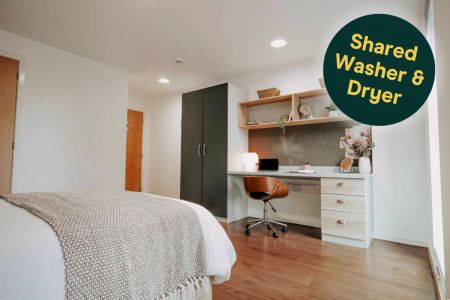 Platinum En Suite (Washer/Dryer) - Photo 4