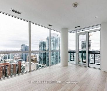 Yonge/Eglinton Beautiful 2Bdrm Corner Unit Open Concept Modern Kitche - Photo 2