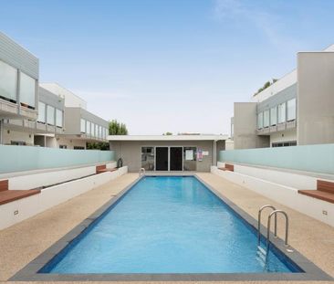 Bayside Two Bedroom Apartment - Photo 5