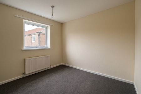 3 Bed Semi-Detached House, Thornholme Close, LE4 - Photo 5