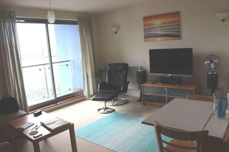 Tideslea Path, Thamesmead West, SE28 - Photo 3