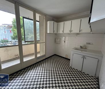 Location Appartement 4 pièces 77m² CHAMBERY 73000 - Photo 4