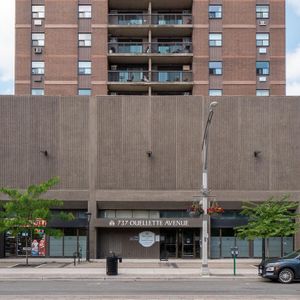 Ouellette Tower Apartments - Photo 3