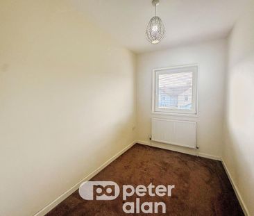 3 bedroom property to rent - Photo 2