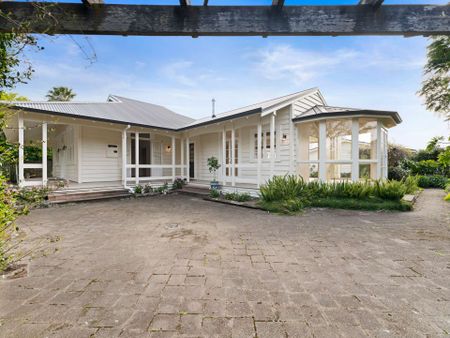 Serene Rural Retreat in Karaka - Photo 4