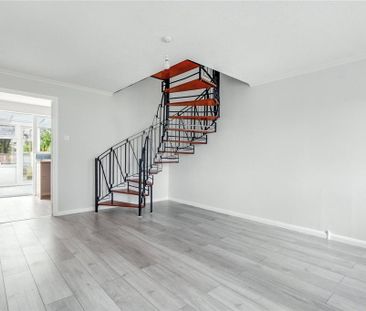 2 bedroom terraced house to rent - Photo 2