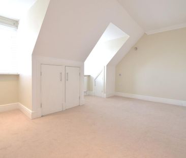 4 bedroom detached house to rent - Photo 6