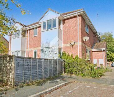 2 bedroom ground floor flat to rent - Photo 1