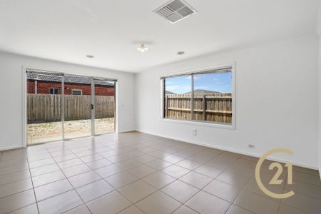 3 Dreelburn Terrace&comma; Melton South - Photo 5