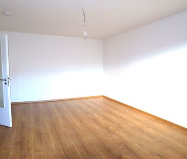NEU-Frisch sanierte Balkonwohnung mit eigenem Eingang und Terrasse!!! - Photo 1